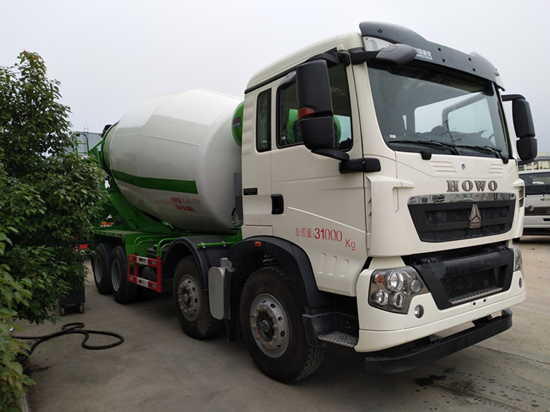 豪沃輕量化12-15方攪拌車價格