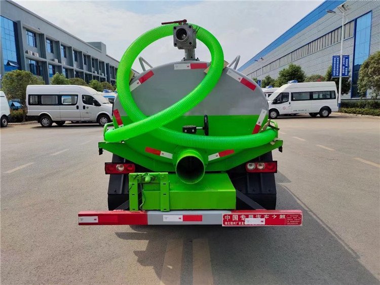 躍進柴油版3方吸糞車